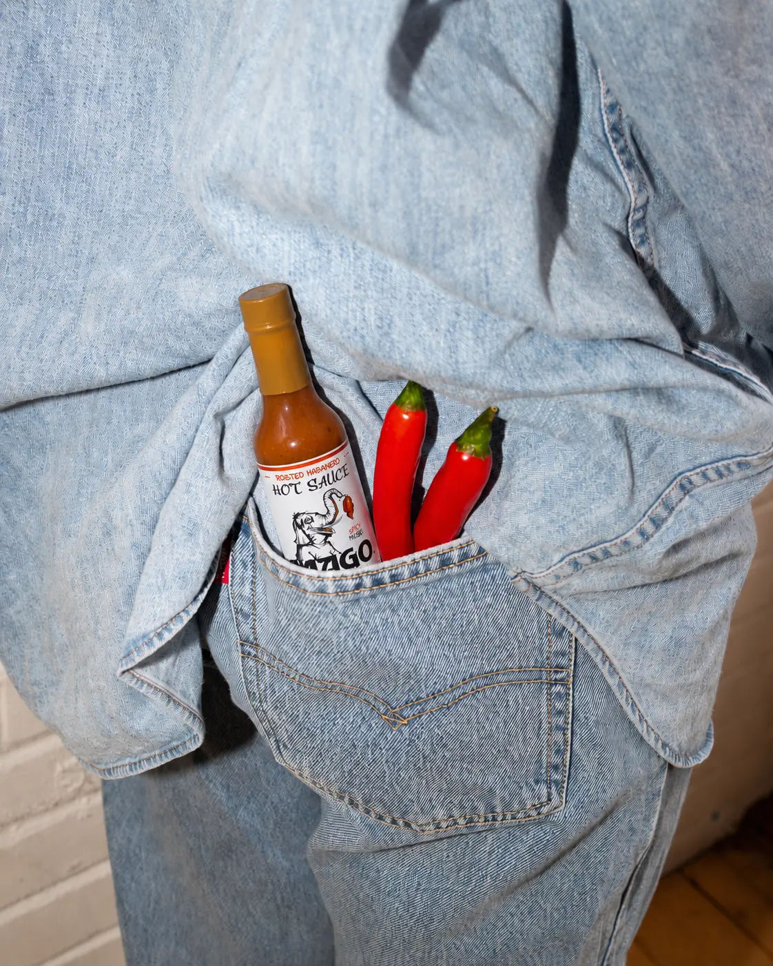 Mago Hot Sauce lifestyle photo